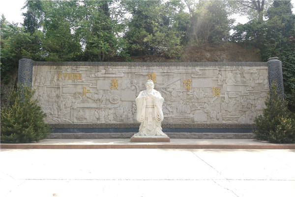 灵山宝塔陵园景观