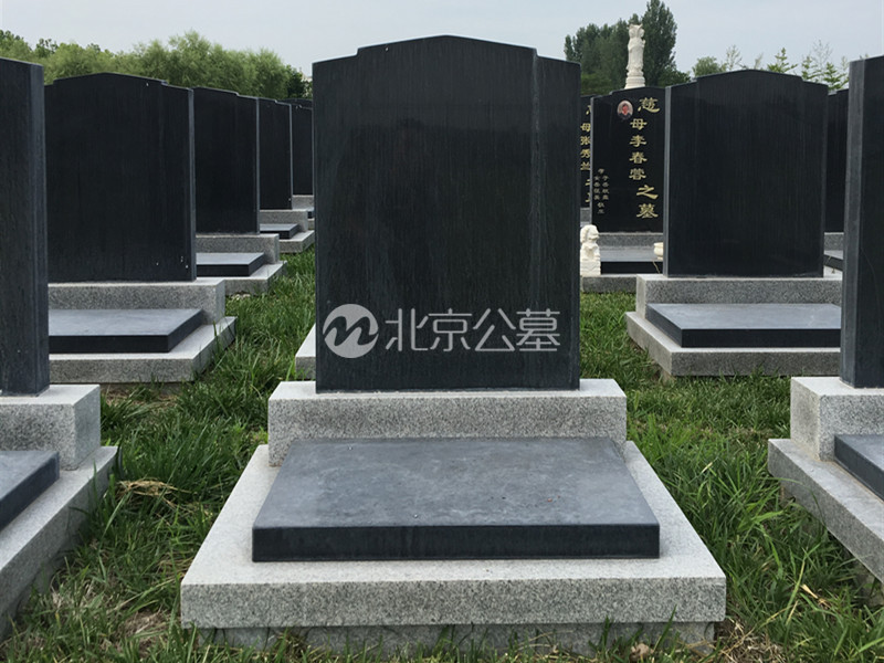 标准墓区立碑A正面