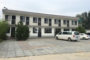 陵园门前