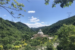 陵园一角