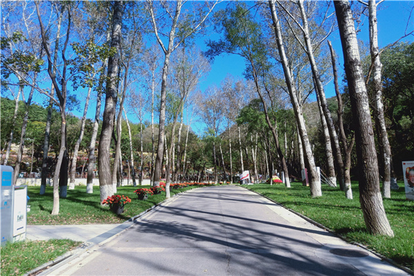 八达岭陵园景观全览