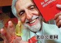 “避孕药之父”逝世 搞科研写小说人生精彩