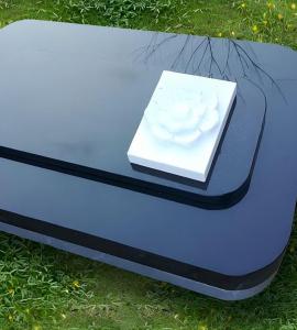 福泽园福佑永生卧碑