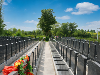 北京南城购墓好选择 大兴区旁合法公墓双穴立碑仅18800