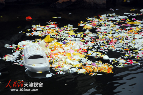 “人死一去何时归” 天津永安公墓环保水葬圣洁高雅