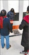 北京一墓园收20元“烧纸费” 执法队：双方自愿就行