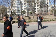 顺义区殡仪馆党支部成员 集体回社区服务群众