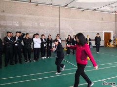 北京市潮白陵园组织工会活动 ——趣味托球