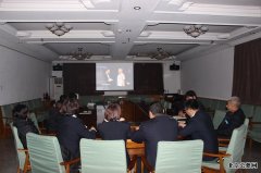 北京市潮白陵园党支部组织观看《榜样3》专题节目