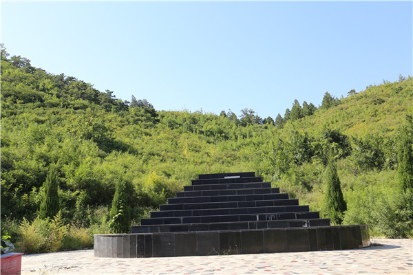 景仰园公墓