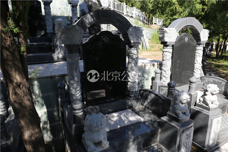 洪福园立碑D正面