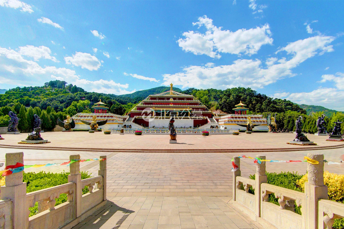 清东陵万佛园景观之金宝塔广场-北京公墓网