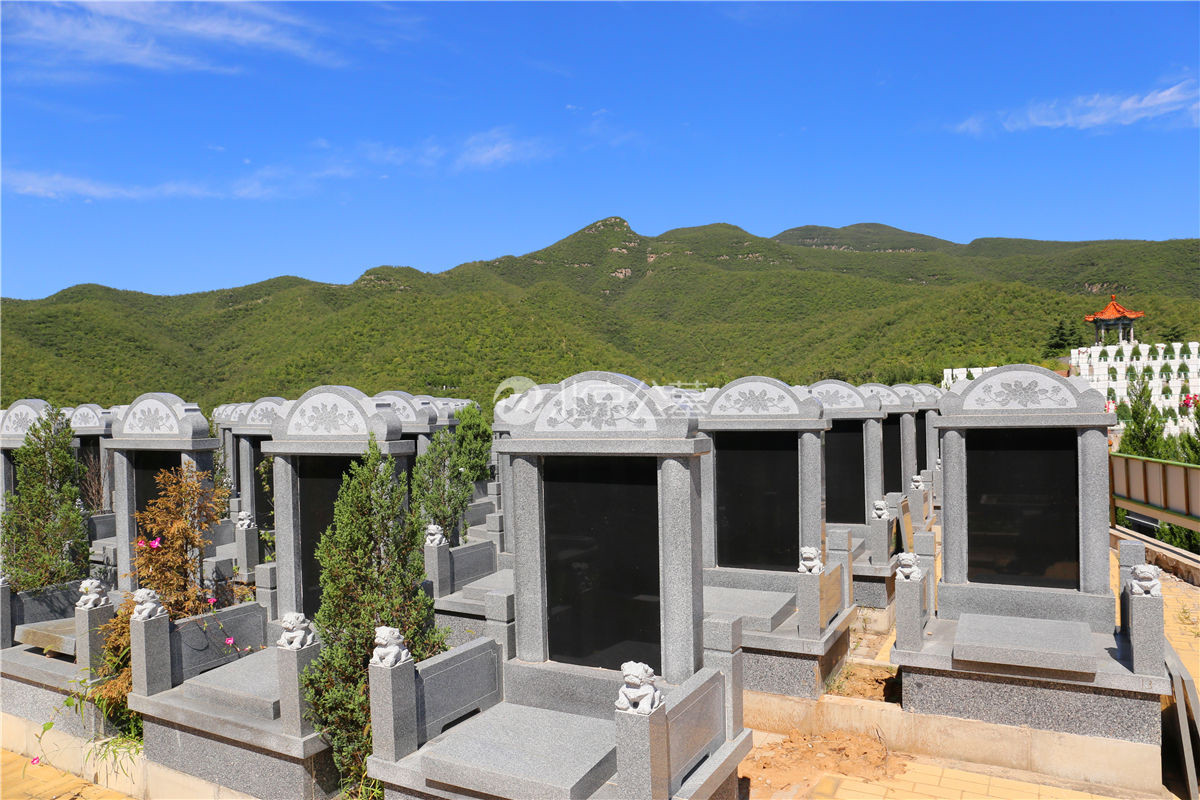 传统墓区