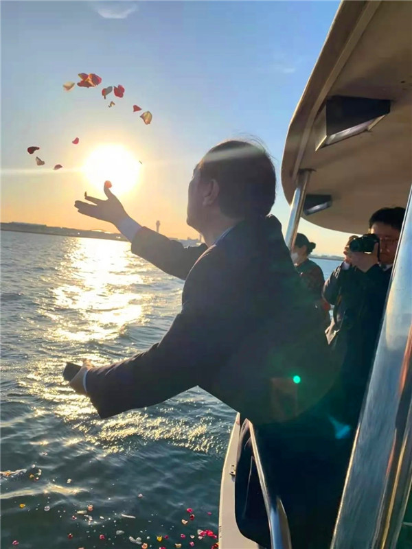 东京生命文化学院培训班体验日本的海洋葬