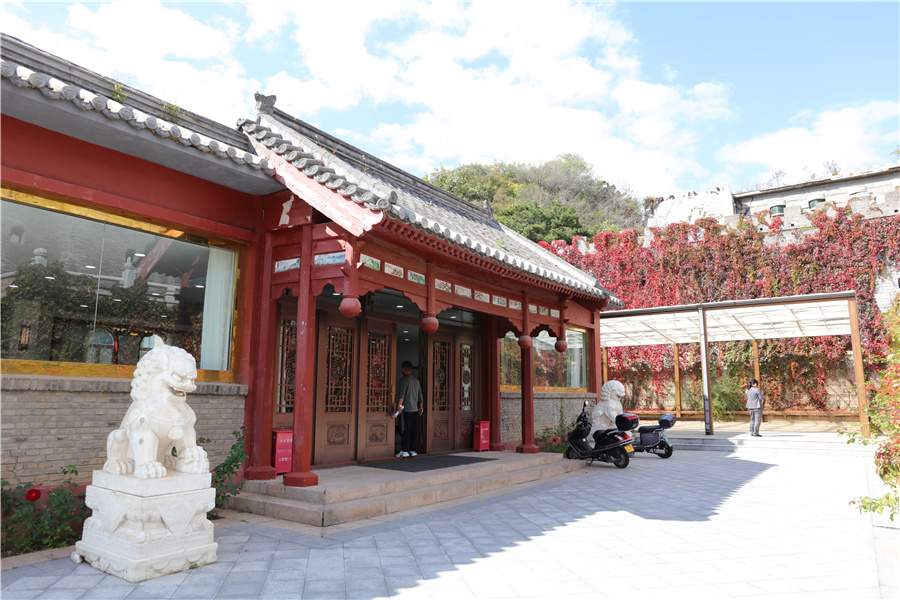 红色建筑