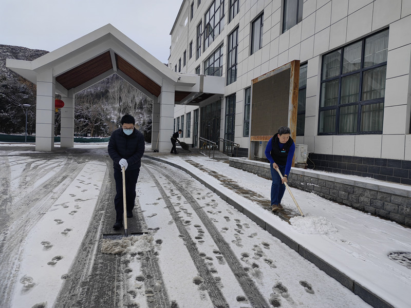 扫雪除冰