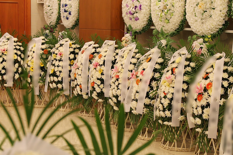 白事花圈