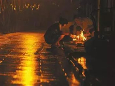 烧七习俗揭秘：头七、三七、五七、七七是怎么回事？
