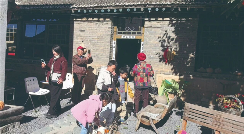 参观充满年代感的电视剧《苍生》取景地