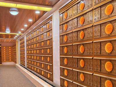 长城华人怀思堂礼祭厅单人格位寄存价格是19800元,期限是20年