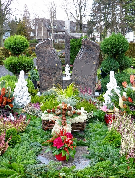 圣马特纽斯墓园