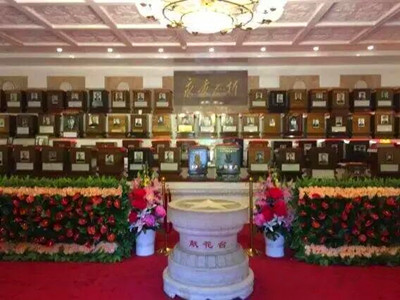 八宝山革命公墓瞻仰厅的前世今生