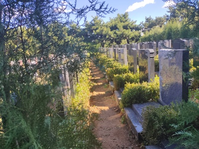 灵山宝塔陵园距北京CBD商务区50公里,不到一小时车程